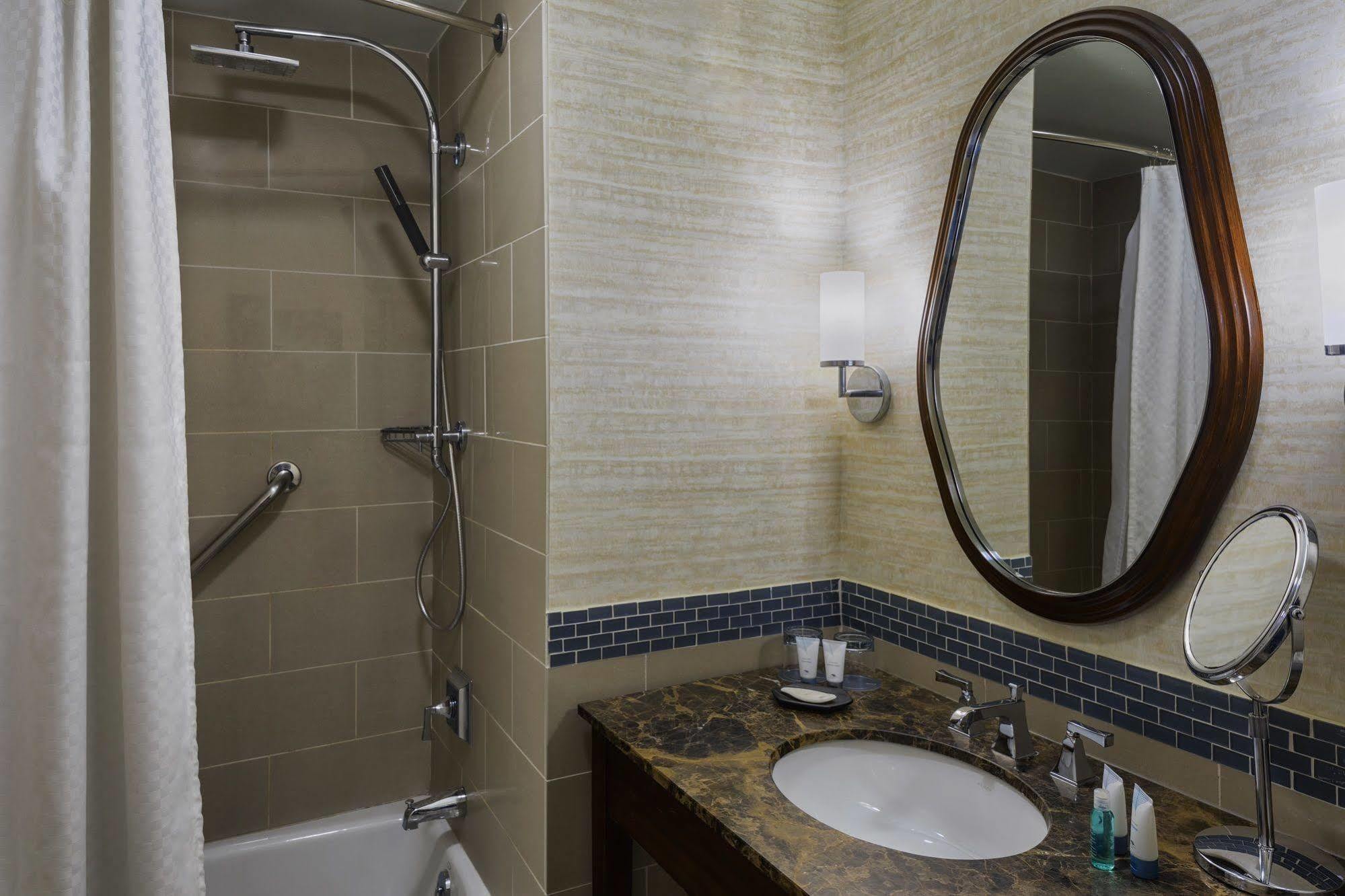 The Westin Mount Laurel Otel Dış mekan fotoğraf